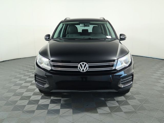 2017 Volkswagen Tiguan Base