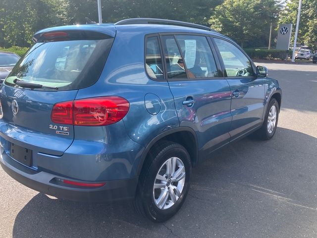 2017 Volkswagen Tiguan Base