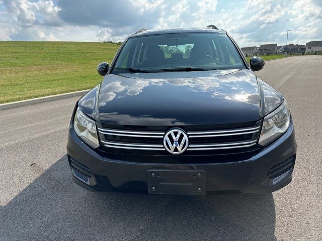 2017 Volkswagen Tiguan Base