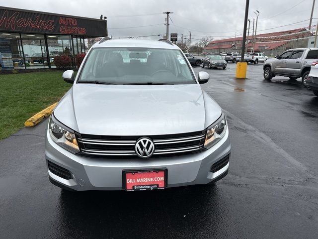 2017 Volkswagen Tiguan Base