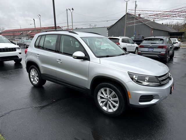 2017 Volkswagen Tiguan Base