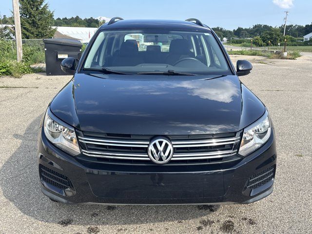 2017 Volkswagen Tiguan Base