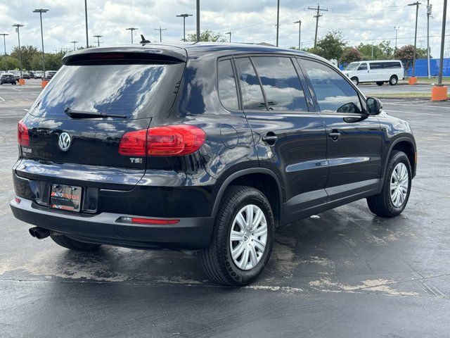 2017 Volkswagen Tiguan Base