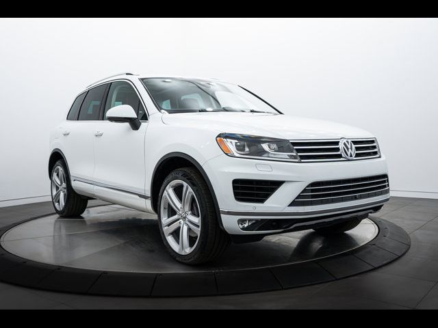 2017 Volkswagen Touareg Executive