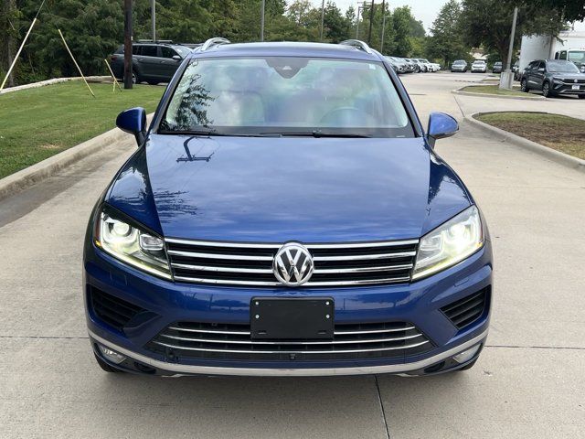 2017 Volkswagen Touareg Executive