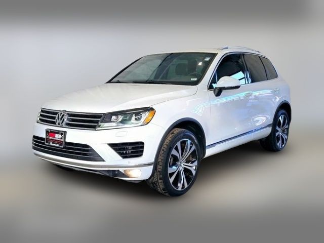 2017 Volkswagen Touareg Wolfsburg Edition