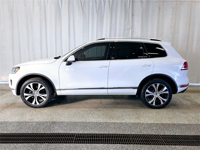 2017 Volkswagen Touareg Wolfsburg Edition