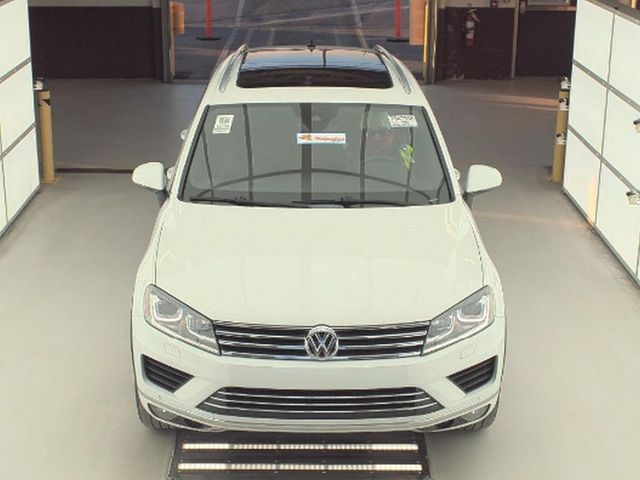 2017 Volkswagen Touareg Wolfsburg Edition