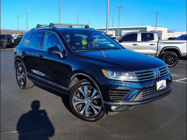 2017 Volkswagen Touareg Wolfsburg Edition