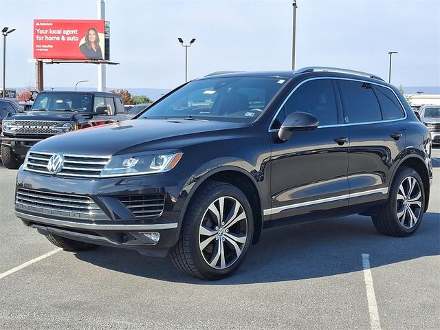 2017 Volkswagen Touareg Wolfsburg Edition