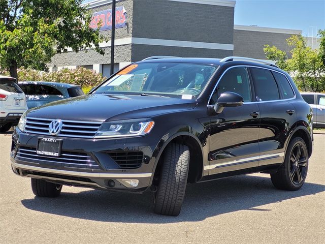 2017 Volkswagen Touareg Wolfsburg Edition