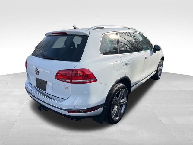 2017 Volkswagen Touareg Executive