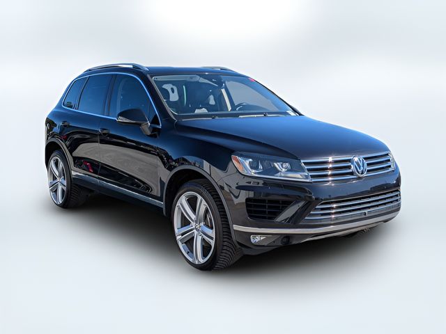 2017 Volkswagen Touareg Executive