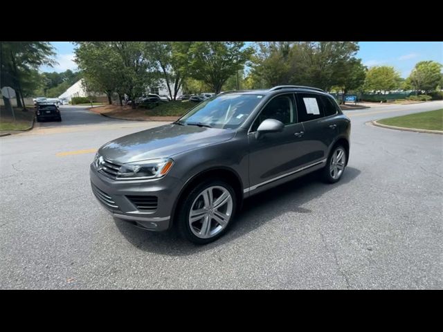 2017 Volkswagen Touareg Executive