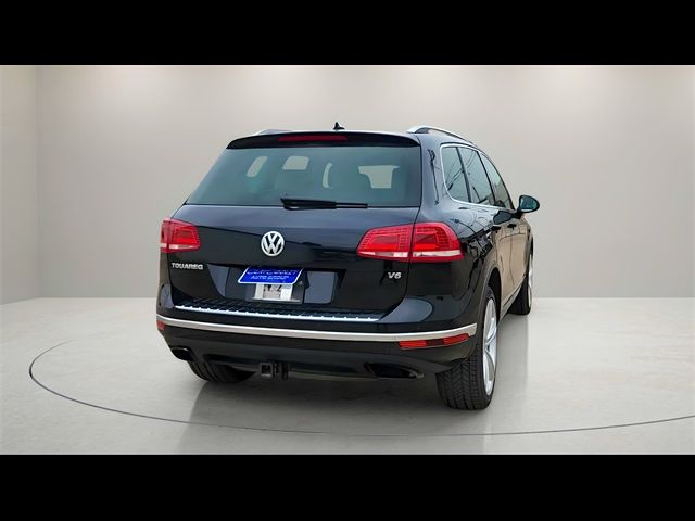 2017 Volkswagen Touareg Executive