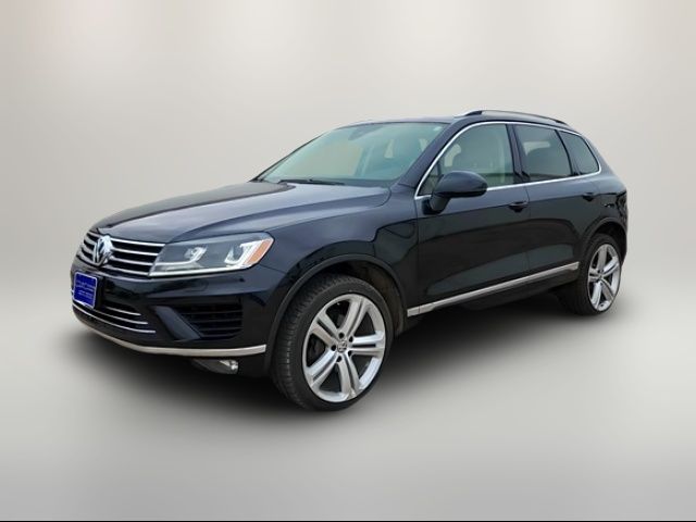 2017 Volkswagen Touareg Executive