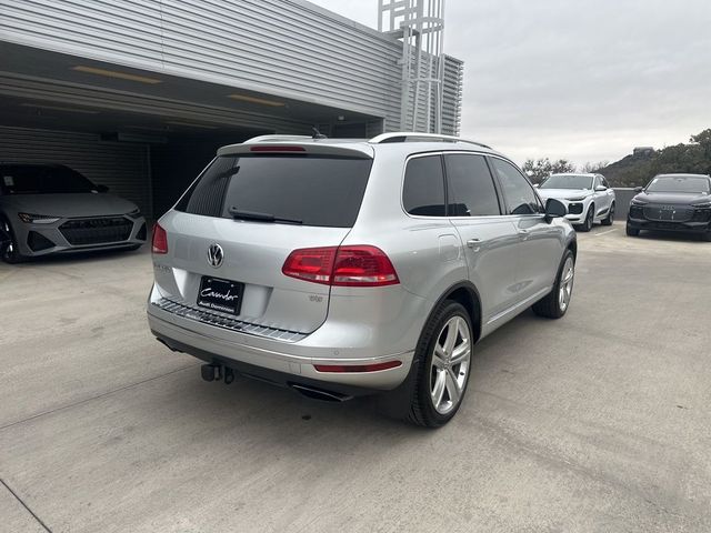 2017 Volkswagen Touareg Executive