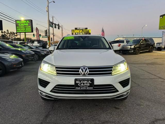 2017 Volkswagen Touareg Executive