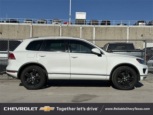 2017 Volkswagen Touareg Wolfsburg Edition