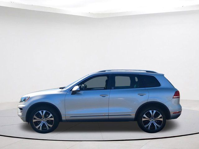 2017 Volkswagen Touareg Wolfsburg Edition