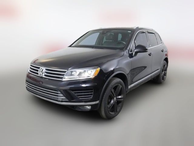 2017 Volkswagen Touareg Wolfsburg Edition
