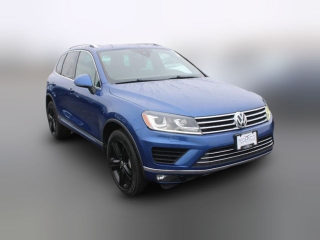 2017 Volkswagen Touareg Wolfsburg Edition