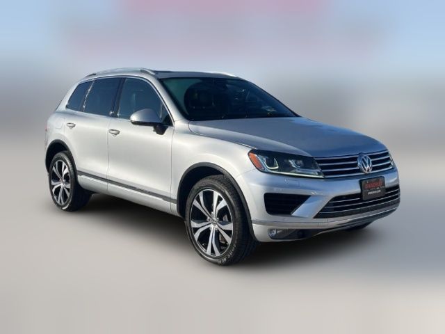 2017 Volkswagen Touareg Wolfsburg Edition