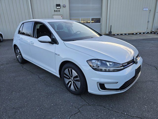 2017 Volkswagen e-Golf SE