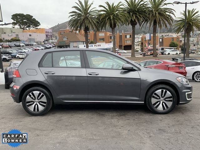 2017 Volkswagen e-Golf SE