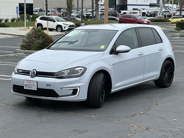 2017 Volkswagen e-Golf SE