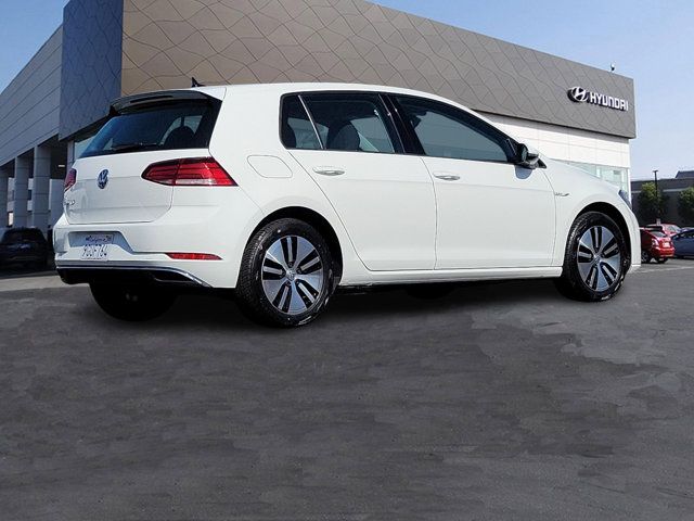 2017 Volkswagen e-Golf SE