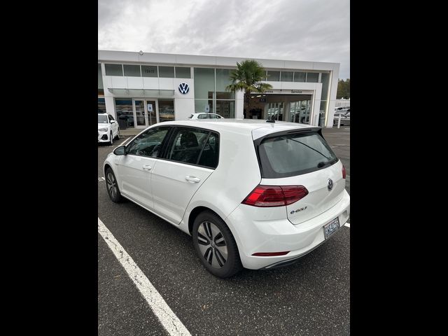 2017 Volkswagen e-Golf SE