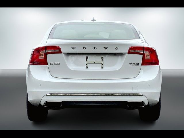 2017 Volvo S60 Inscription Platinum