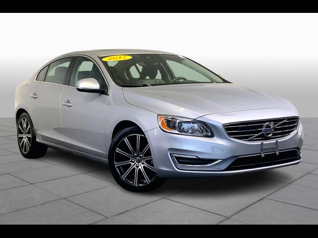 2017 Volvo S60 Inscription Platinum