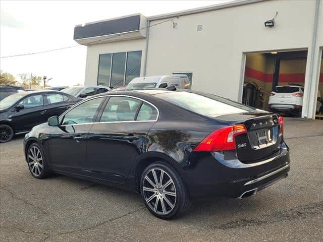 2017 Volvo S60 Inscription Platinum