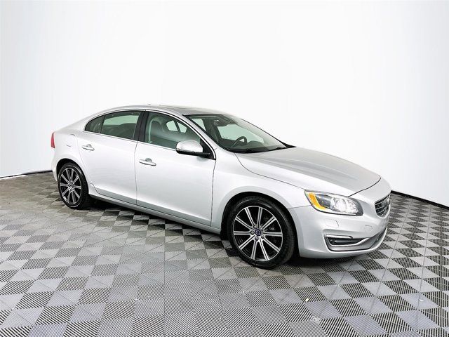 2017 Volvo S60 Inscription Platinum