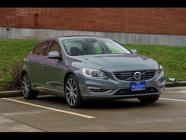 2017 Volvo S60 Inscription Platinum