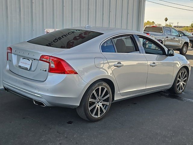 2017 Volvo S60 Inscription Platinum