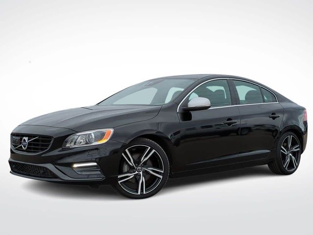 2017 Volvo S60 R-Design Platinum