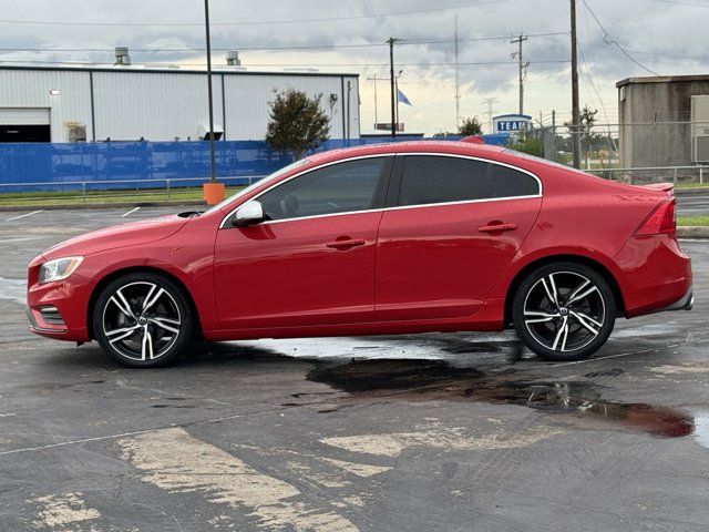 2017 Volvo S60 R-Design Platinum