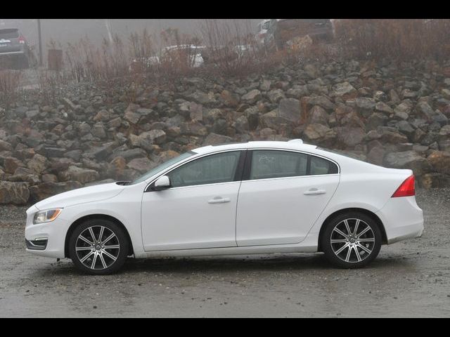 2017 Volvo S60 Inscription Platinum