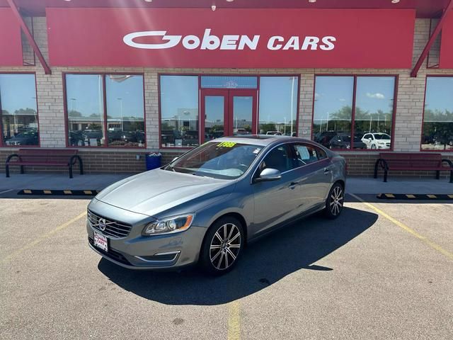 2017 Volvo S60 Inscription Platinum