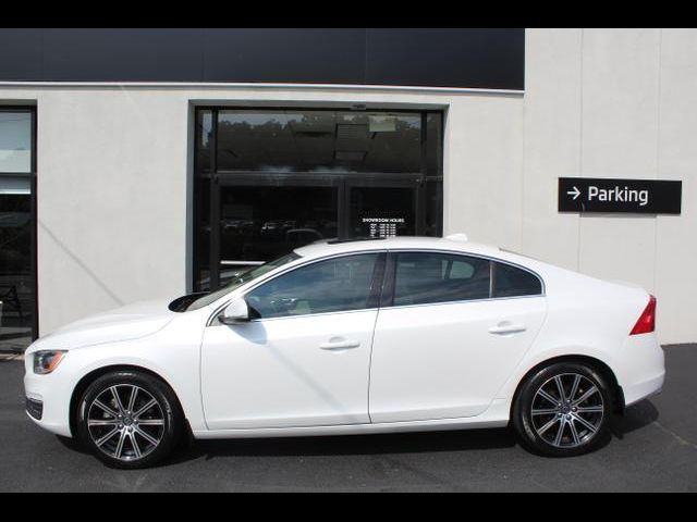 2017 Volvo S60 Inscription Platinum