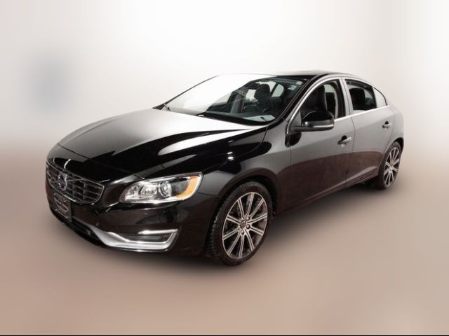 2017 Volvo S60 Inscription Platinum