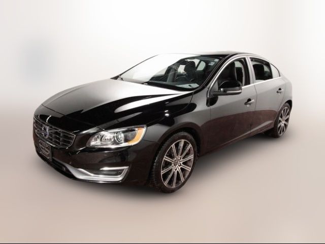 2017 Volvo S60 Inscription Platinum