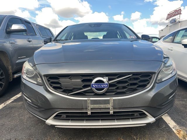 2017 Volvo S60 Cross Country Base