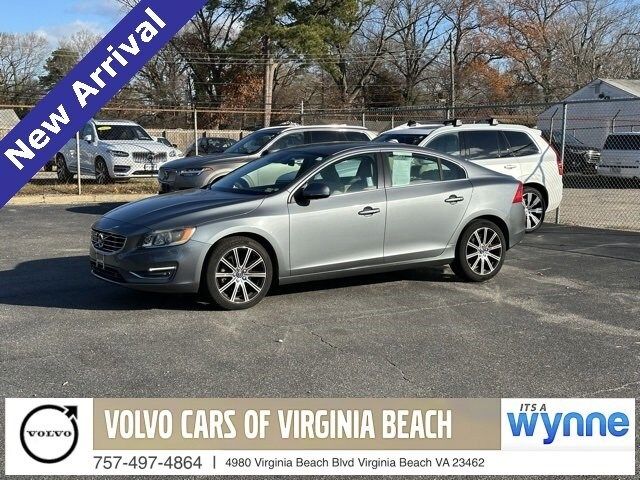 2017 Volvo S60 Inscription Platinum