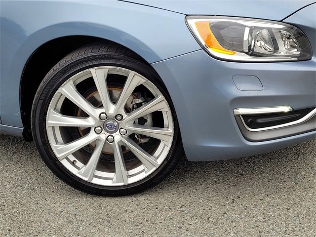 2017 Volvo S60 Inscription Platinum