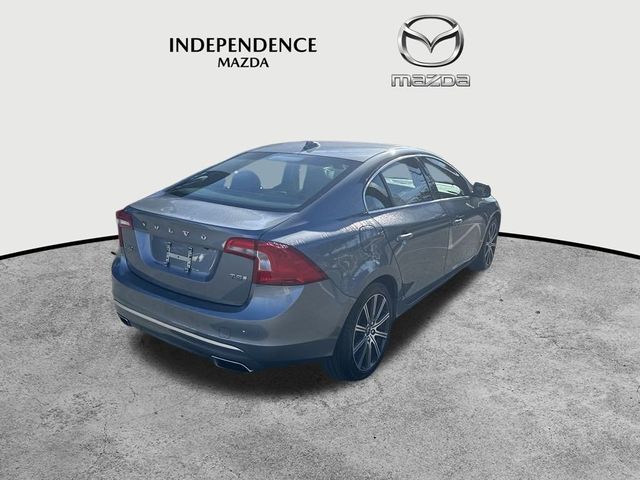 2017 Volvo S60 Inscription Platinum