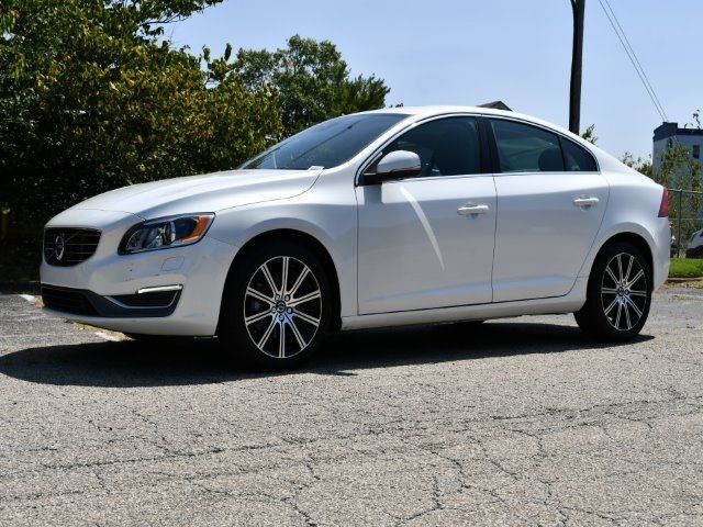 2017 Volvo S60 Inscription Platinum